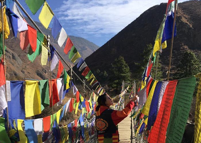 Tamchog Lhakhang Eisenbrücke