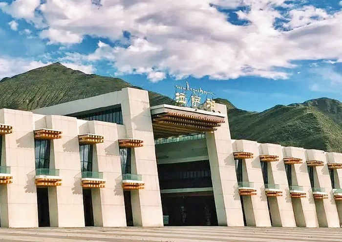 Lhasa Bahnhof, Tibet